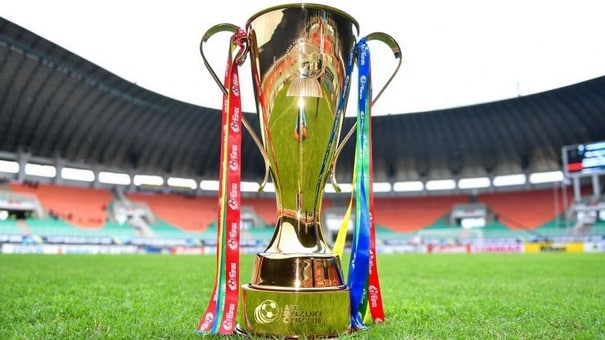 AFF Cup là Giải vô địch bóng đá Đông Nam Á trong khu vực Đông Nam Á, được tổ chức định kỳ hai năm một lần bởi Liên đoàn bóng đá ASEAN. Giải đấu bao gồm các đội tuyển quốc gia từ các nước thành viên của ASEAN, bao gồm Việt Nam, Thái Lan, Malaysia, Indonesia, Philippines, Singapore, Myanmar, Lào, Campuchia và Brunei. Giải đấu được tổ chức từ năm 1996 và đã trở thành sự kiện thể thao quan trọng và được mong đợi ở khu vực này. Hãy đến iBet1668 thủ thuật để biết thêm thông tin nhé .