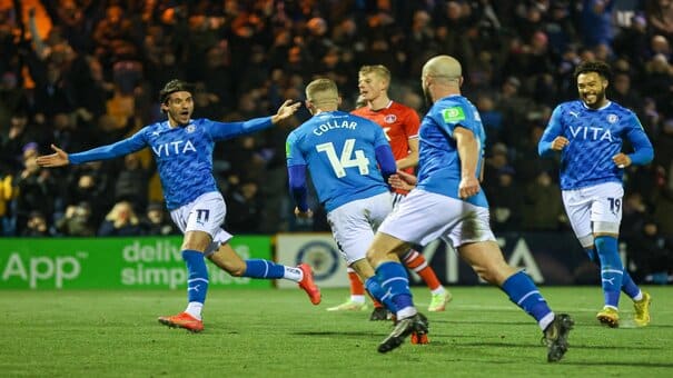 Crawley vs Stockport 2h45 ngày 19/3 (Hạng 4 Anh 2023/24) Ngược dòng đánh bại Notts County chỉ trong 5 phút, Crawley vừa đưa ra lời khẳng định đanh thép rằng họ sẽ chiến đấu đến cùng cho mục tiêu chen chân vào Top 7 cùng tấm vé đá Playoff thăng hạng. Hãy đến iBet1668 soi kèo bóng đá để biết thêm thông tin nhé .