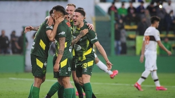 Nhận định Defensa vs Platense 2h30 ngày 30/7 (VĐQG Argentina 2024). Hãy đến iBet1668 soi kèo bóng đá .