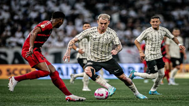 Nhận định Corinthians vs Paranaense 6h00 ngày 18/10 (VĐQG Brazil 2024). Hãy đến iBet1668 soi kèo bóng đá .